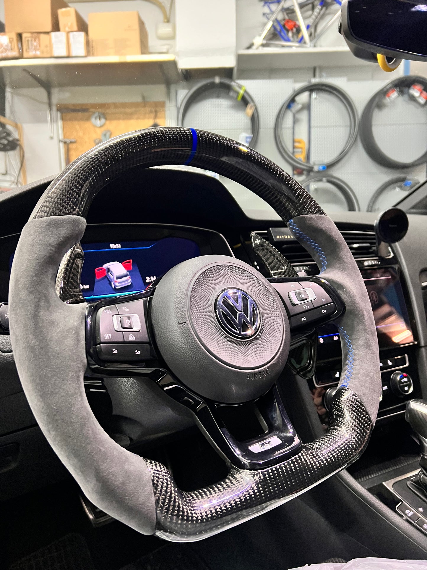 Volant carbone VW GOLF 7/R/GTI/GTD